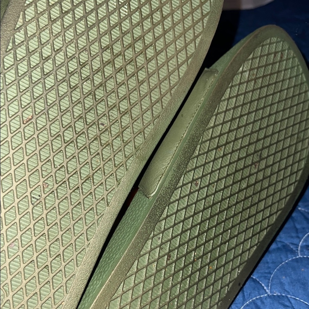 Green Slide Sandals - Picture 3 of 4